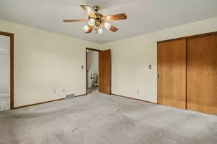 50507 Pleasant St, Dowagiac, MI 49047 - Photo 17