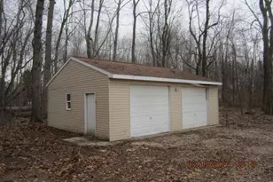 7656 Lucille Dr, Lambertville, MI 48144 - Photo 3