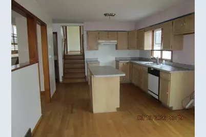 7656 Lucille Drive, Lambertville, MI 48144 - Photo 5