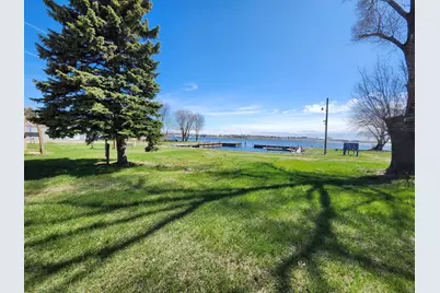 846 S Lakeshore Drive #2, Ludington, MI 49431 - Photo 1