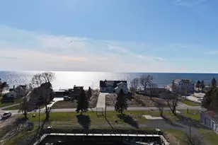 846 S Lakeshore Dr, Ludington, MI 49431 - Photo 21