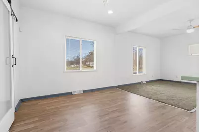 365 Kendall Street N, Battle Creek, MI 49037 - Photo 11