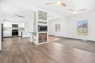 365 Kendall St N, Battle Creek, MI 49037 - Photo 7