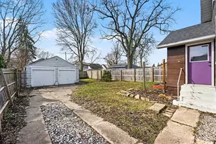 540 Woodridge St NE, Grand Rapids, MI 49505 - Photo 17