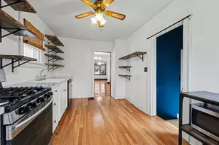 540 Woodridge St NE, Grand Rapids, MI 49505 - Photo 11