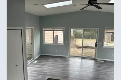 1354 Catalpa Drive, Rochester, MI 48307 - Photo 9