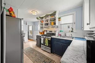 810 Hoyt St, Saint Joseph, MI 49085 - Photo 15