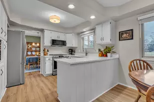 7533 Hillsboro Dr, Canton, MI 48187 - Photo 15