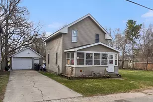 131 Hollis St, Jackson, MI 49203 - Photo 1