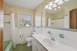 1957 Coronada Dr, Ann Arbor, MI 48103 - Photo 19