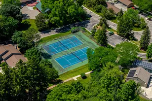 2254 Rivenoak Ct, Ann Arbor, MI 48103 - Photo 9