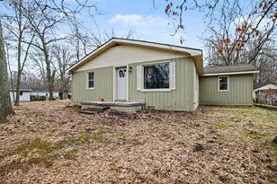 1460 S Mill Iron Rd, Muskegon, MI 49442 - Photo 9