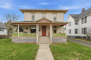 312 Perry St, Albion, MI 49224 - Photo 1