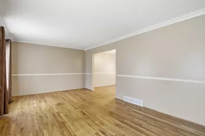 21467 Chestnut Lane, Farmington, MI 48336 - Photo 9