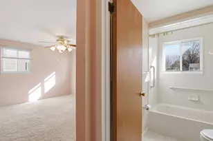 21467 Chestnut Ln, Farmington, MI 48336 - Photo 25