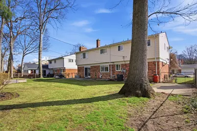 21467 Chestnut Lane, Farmington, MI 48336 - Photo 47