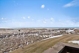 176 Harbor Dr, Ludington, MI 49431 - Photo 53