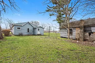 319 Fruit St, South Haven, MI 49090 - Photo 11