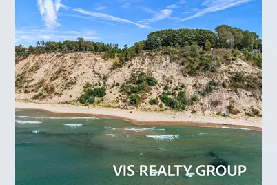 2989 S Lakeshore Drive, Ludington, MI 49431 - Photo 21