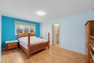 12301 Pinecrest Dr, Plymouth, MI 48170 - Photo 9