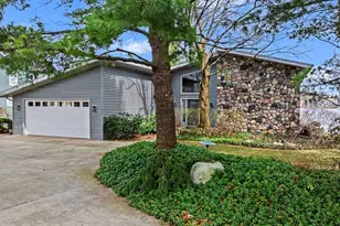 7025 Eagle Hts Dr, Mattawan, MI 49071 - Photo 7