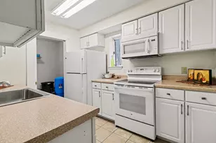 6782 White Pine Dr, Canadian Lakes, MI 49346 - Photo 7