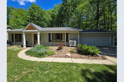 6782 White Pine Drive, Canadian Lakes, MI 49346 - Photo 3
