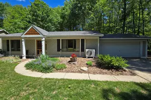 6782 White Pine Dr, Canadian Lakes, MI 49346 - Photo 3