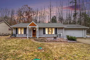 6782 White Pine Dr, Canadian Lakes, MI 49346 - Photo 19