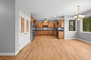 5036 Shoreview Dr, Coloma, MI 49038 - Photo 17