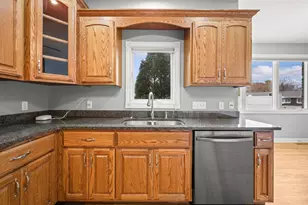 5036 Shoreview Dr, Coloma, MI 49038 - Photo 19