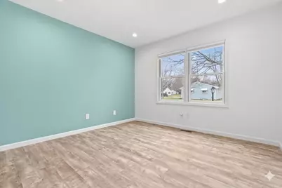 2211 Harding Avenue, Lansing, MI 48910 - Photo 17