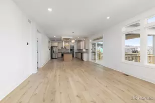 15783 Norwalk Rd, Grand Haven, MI 49417 - Photo 5