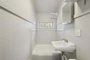 200 E Grove St, Greenville, MI 48838 - Photo 31