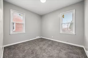 16283 Carlisle St, Detroit, MI 48205 - Photo 9