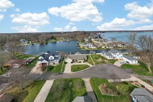 62546 Diamond View Dr, Cassopolis, MI 49031 - Photo 11