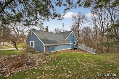 3430 Eastridge Court NE, Grand Rapids, MI 49525 - Photo 29