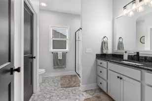 1643 Mulligan Dr SW, Wyoming, MI 49519 - Photo 5