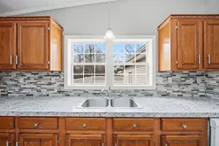 701 Missouri River Dr, Adrian, MI 49221 - Photo 13