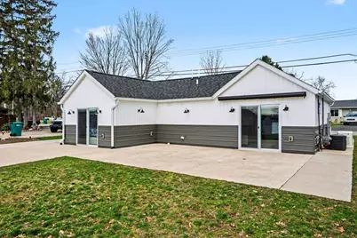 10139 Woodlawn Drive, Portage, MI 49002 - Photo 15