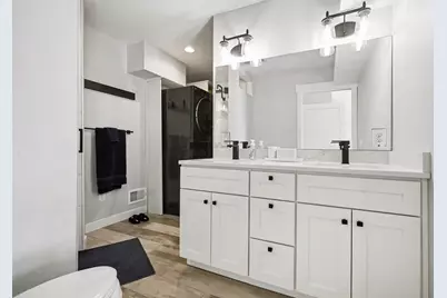 10139 Woodlawn Drive, Portage, MI 49002 - Photo 9