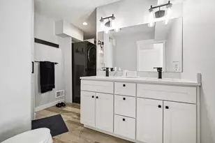 10139 Woodlawn Dr, Portage, MI 49002 - Photo 9