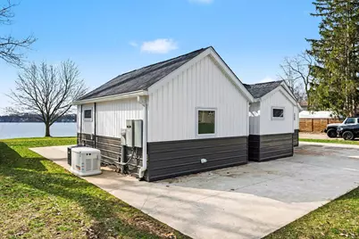 10139 Woodlawn Drive, Portage, MI 49002 - Photo 17