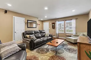4663 Andover Woods Ct, Portage, MI 49024 - Photo 3