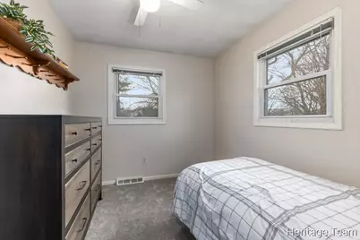 8116 Birchwood Avenue, Jenison, MI 49428 - Photo 17