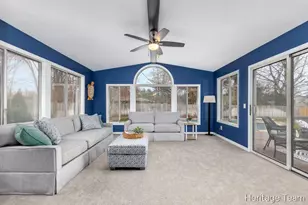 8116 Birchwood Ave, Jenison, MI 49428 - Photo 13