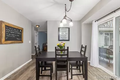 8116 Birchwood Avenue, Jenison, MI 49428 - Photo 9