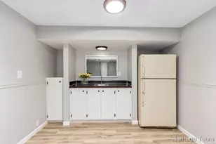 8116 Birchwood Ave, Jenison, MI 49428 - Photo 25