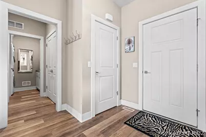 543 Macatawa Avenue, Holland, MI 49423 - Photo 27