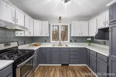 15882 Taylor Street, West Olive, MI 49460 - Photo 13